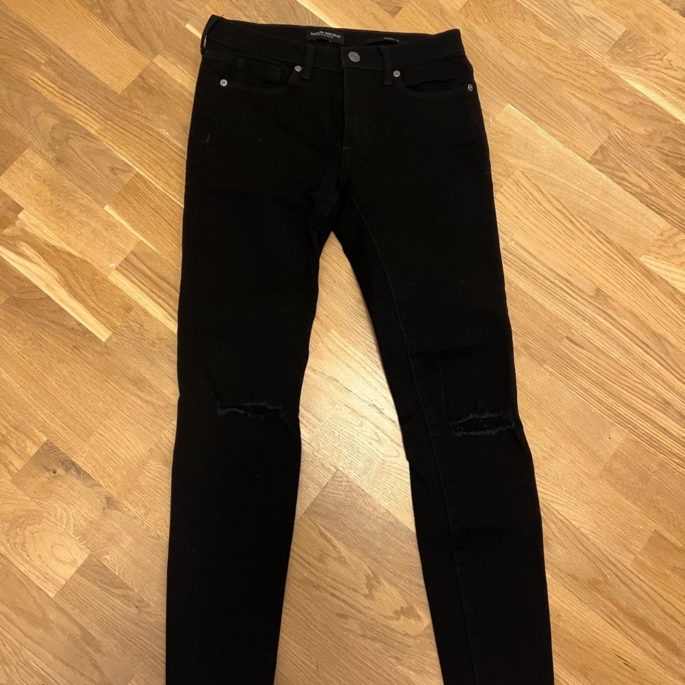 NWOT Banana Republic Skinny Jeans. Size 26